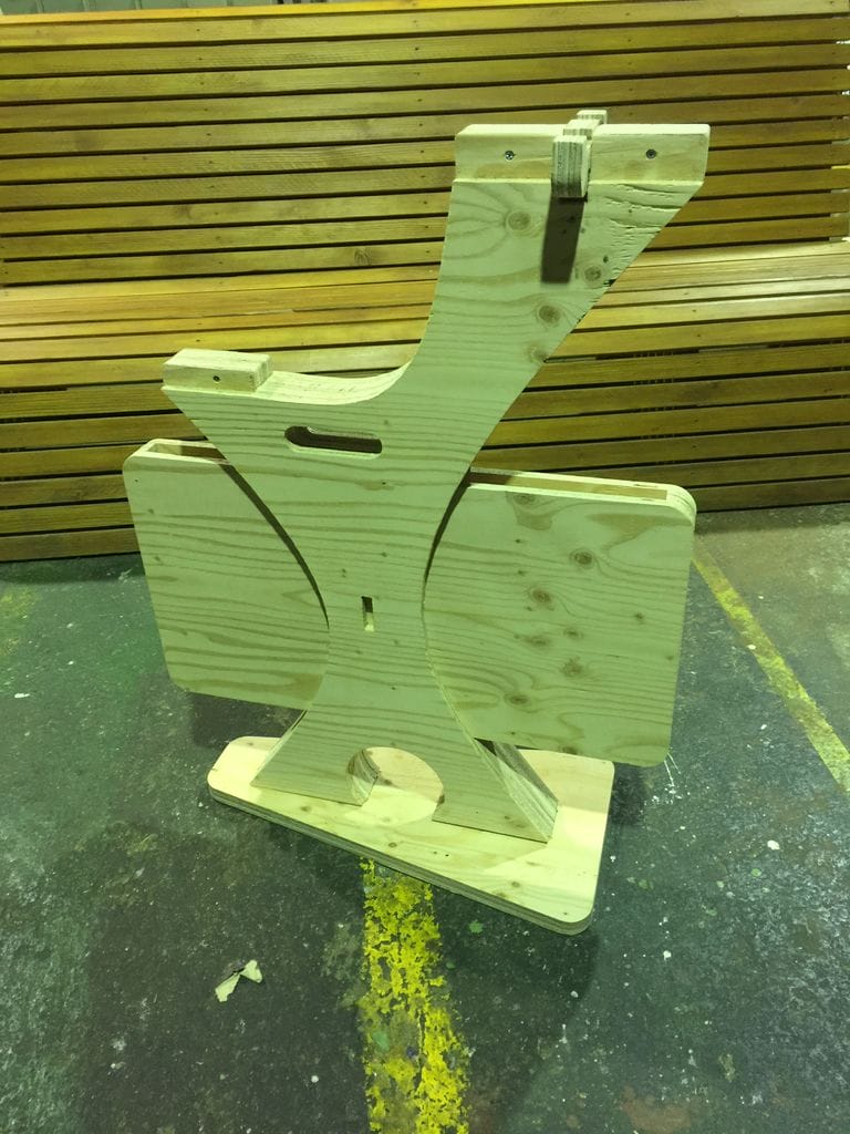 Standing Swan Chair and Table Laser Cut File