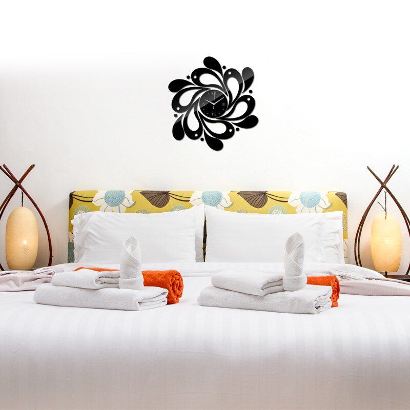 Fancy Wall Clock with Spiral Waves Laser Cut File