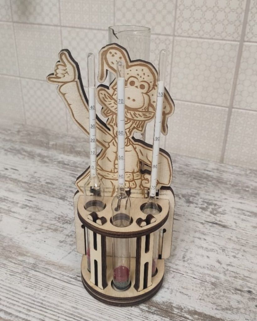 Laser Cut Wooden Vase and Paint Brush Holder File