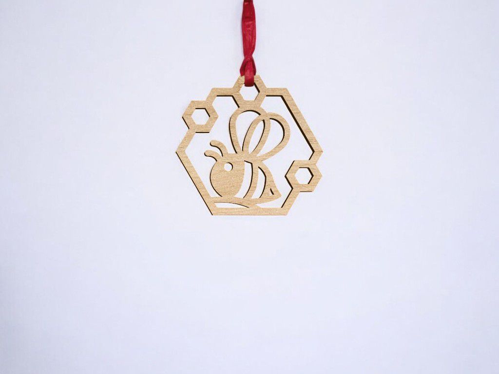 Laser Cut Bee Christmas Tree Ornament Vector