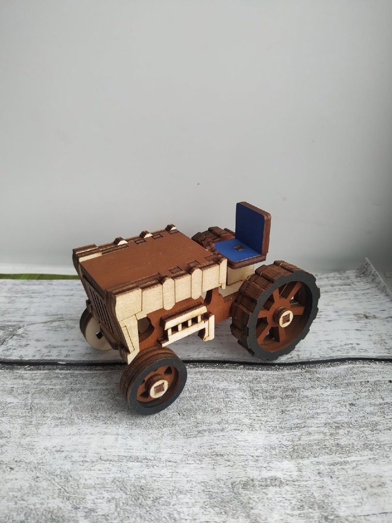 Miniature Tractor Wooden Model 4mm Laser Cut File