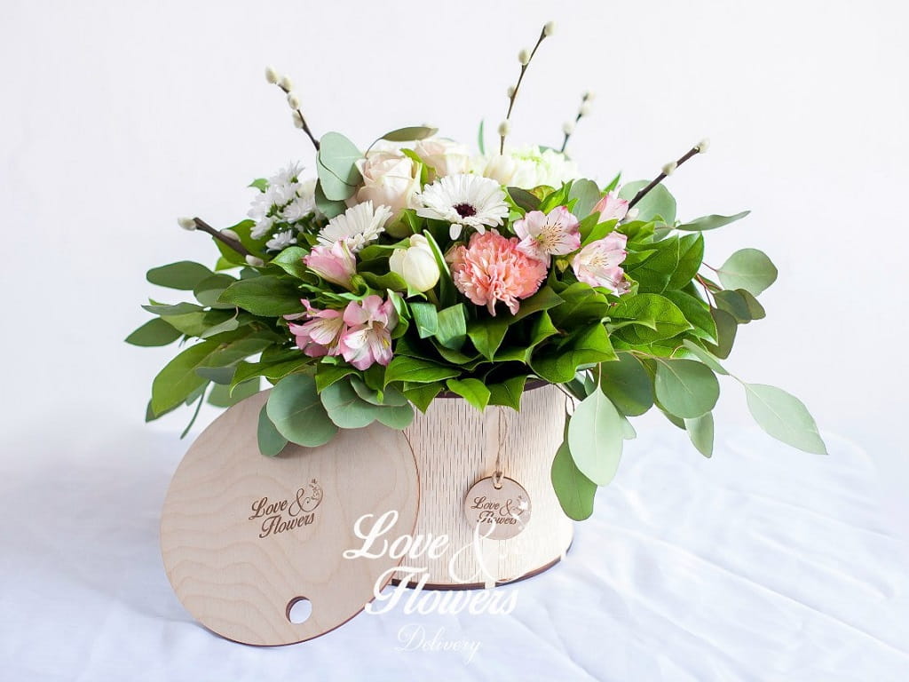 Laser Cut Round Flower Gift Box