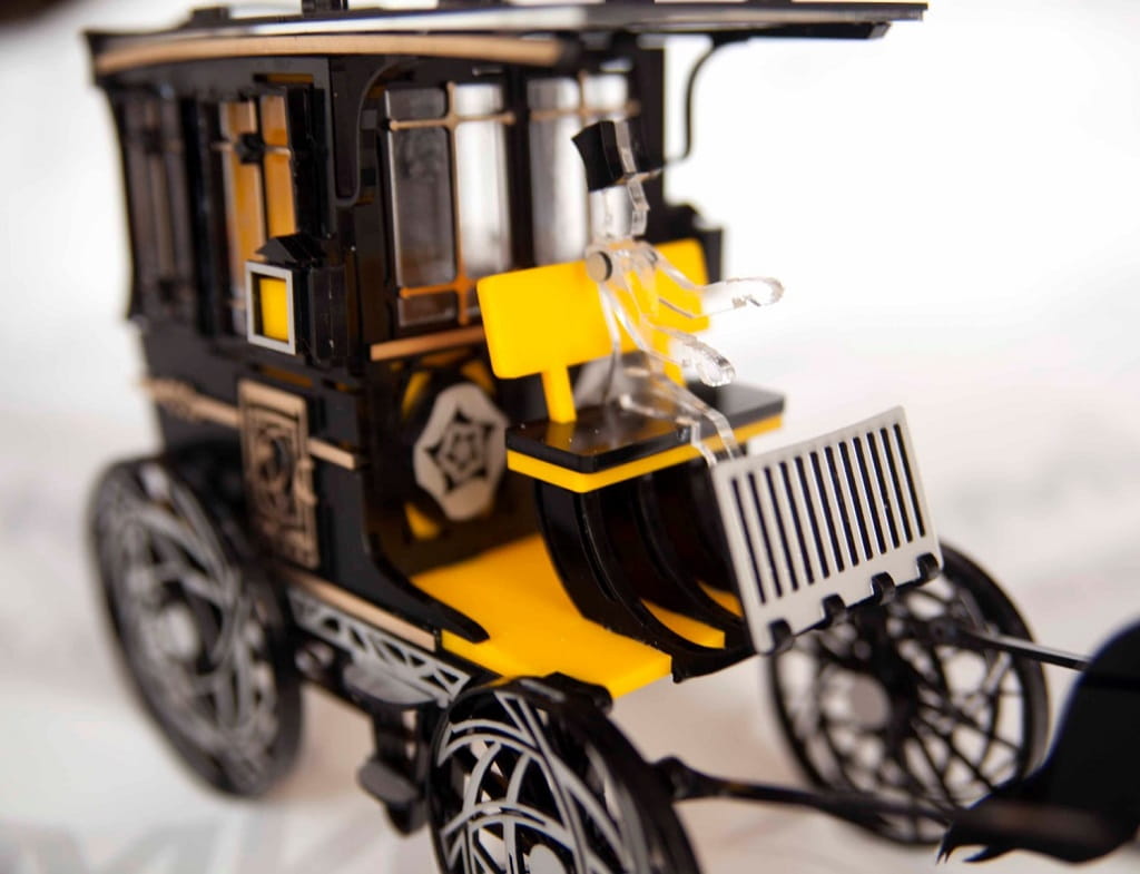 Laser Cut Royal Horse Drawn Carriage Wooden Model Puzzle Kit