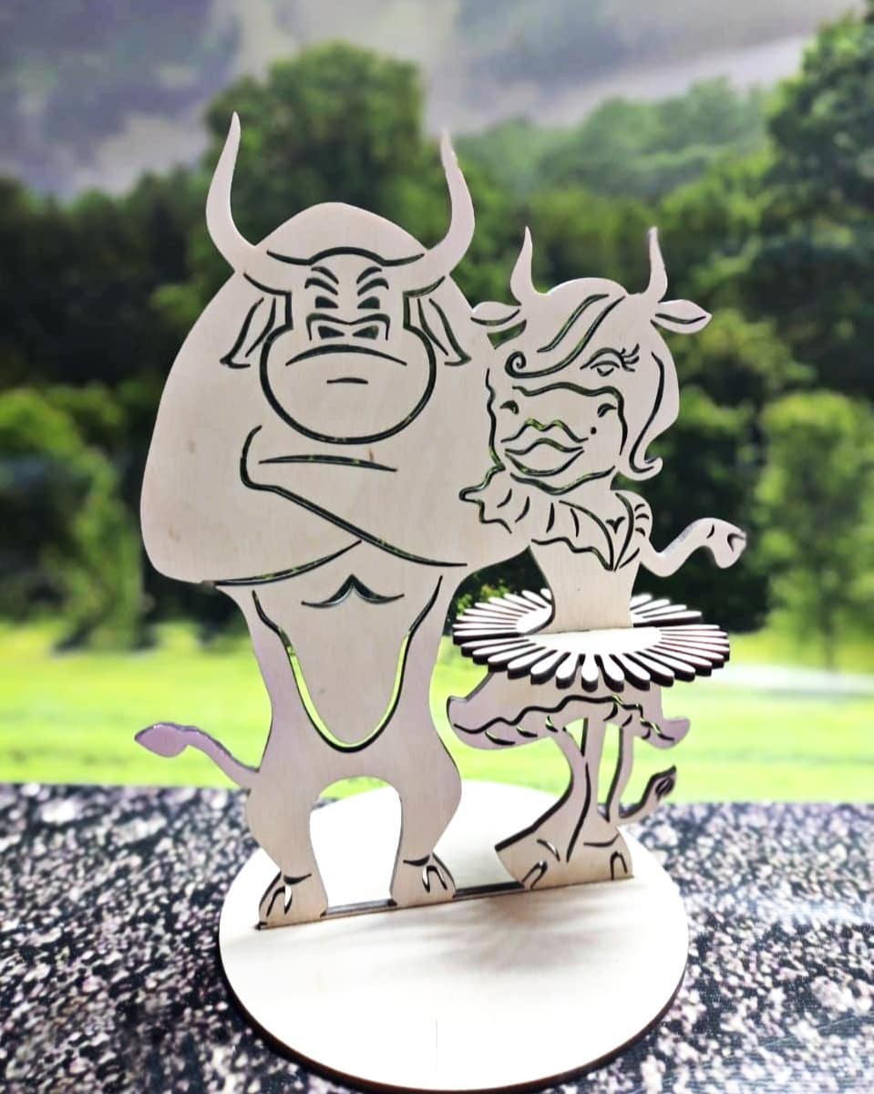 Laser Cut Bull and Cow Napkin Holder | Dining Table Decor