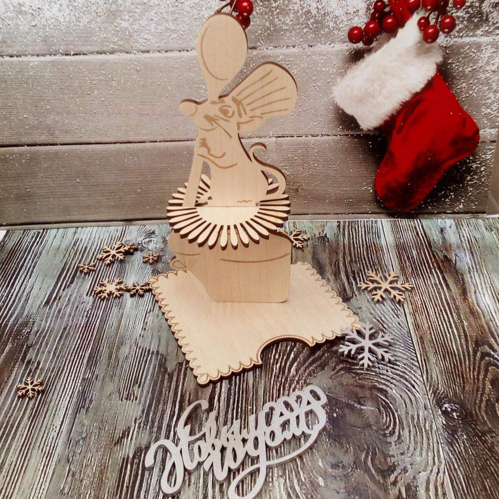 Laser Cut Rat Chef Napkin Holder | Festive Table Decor