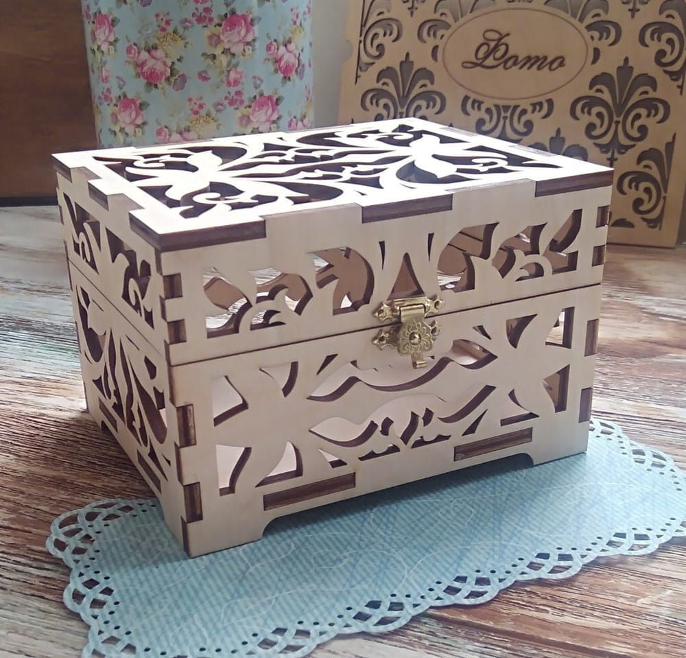 Laser Cut Wooden Souvenir Storage Box