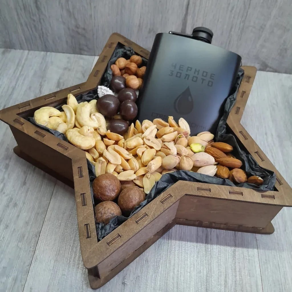 Laser Cut Star Shaped Wooden Dry Fruit Gift Box