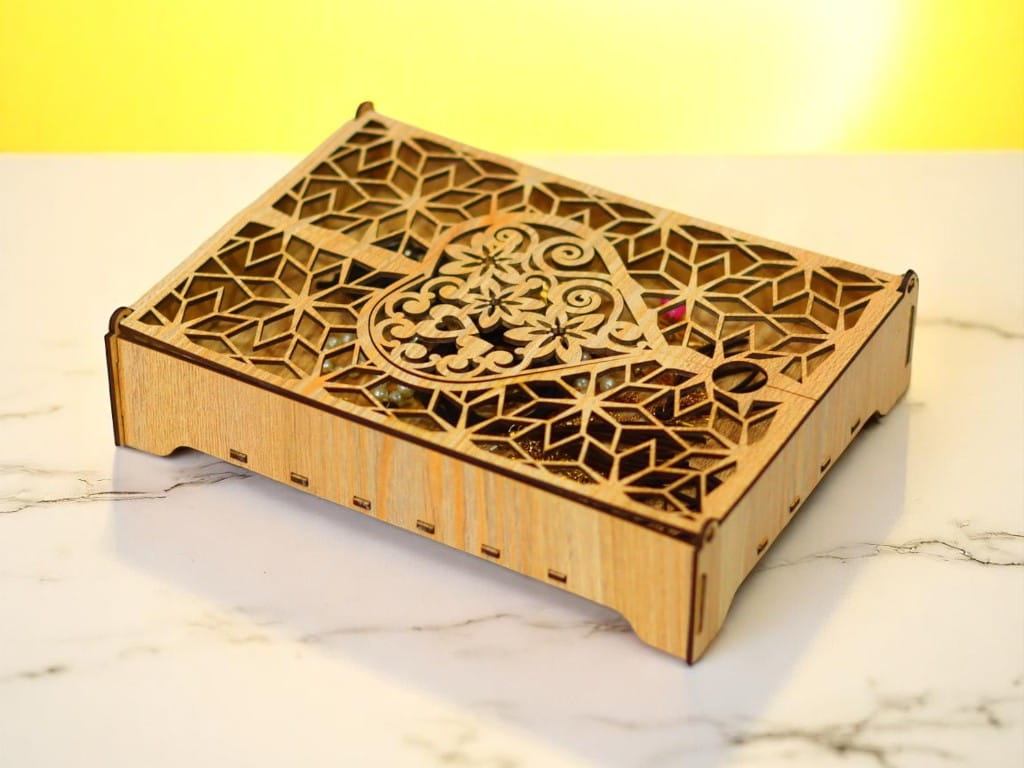 Laser Cut Jewelry Box Gift Box with Heart Design on Lid