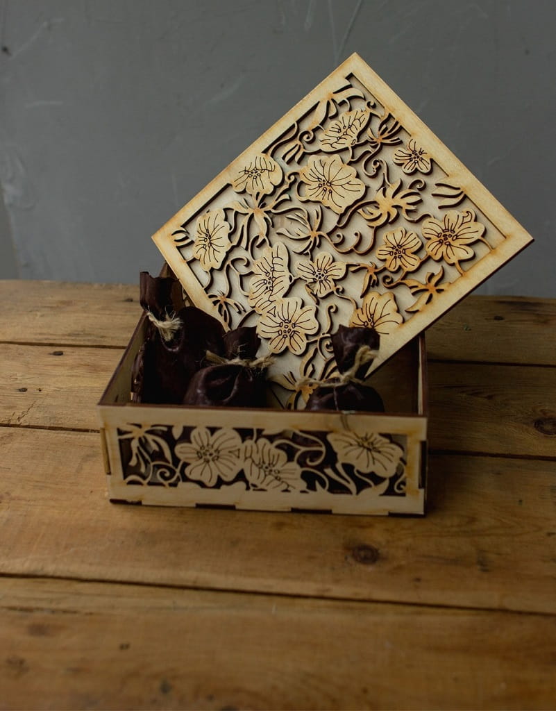 Laser Cut Wooden Decorative Gift Box with Floral Lid Design