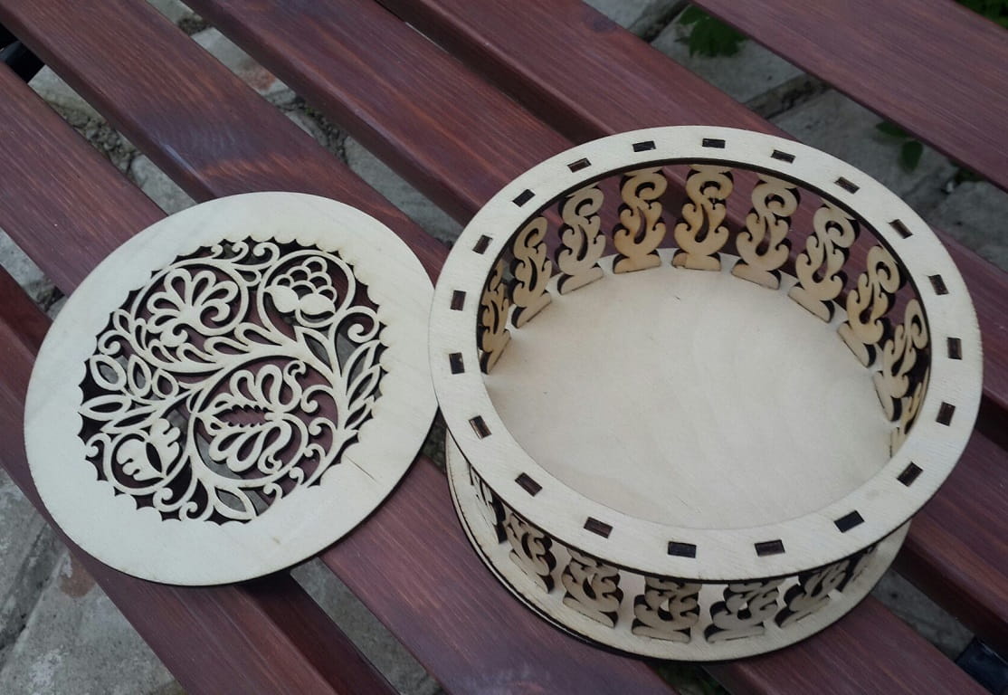 Laser Cut Round Wooden Box with Decorative Lid
