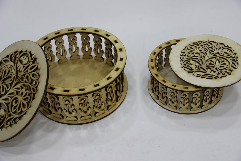 Laser Cut Round Wooden Box with Decorative Lid