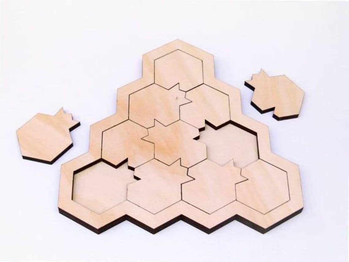 Pomegranate Wooden Puzzle Game Laser Cut File