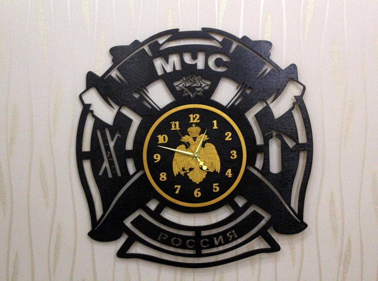 Vinyl Wall Clock with Ministry of Emergency Situations of Russia Logo Laser Cut File