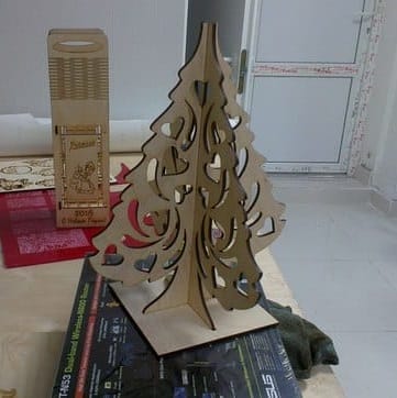 3D Mini Interlocking Christmas Tree with Heart Pattern Laser Cut File