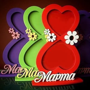 Laser Cut 8 March Heart Photo Frame