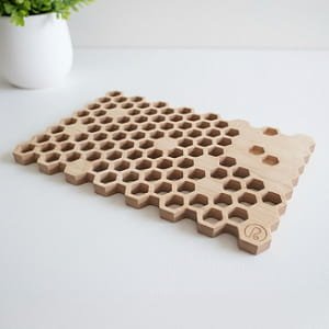 Laser Cut Honeycomb Trivet Heat Resistant Mat for Hot Pots