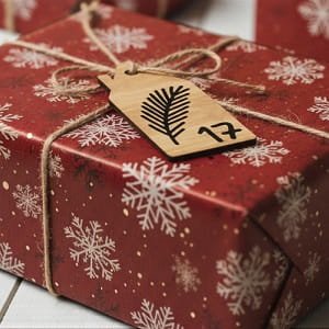 Laser Cut Leaf Design Christmas Gift Tag