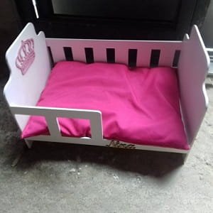 Laser Cut Wooden Pet Bed for Small Dogs and Cats