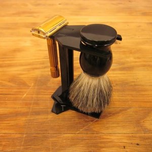 Safety Razor and Brush Holder Stand Laser Cut File